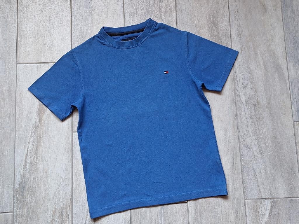 ★ M128 - T-Shirt Tommy Hilfiger, Kinderen en Baby's, Gebruikt, Ophalen of Verzenden, Tommy Hilfiger, Shirt of Longsleeve