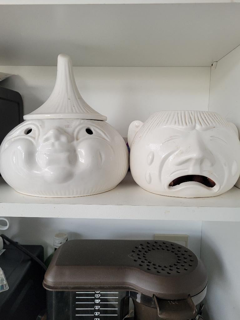 Uienpotten 1 grote en 1 kleine, Ophalen