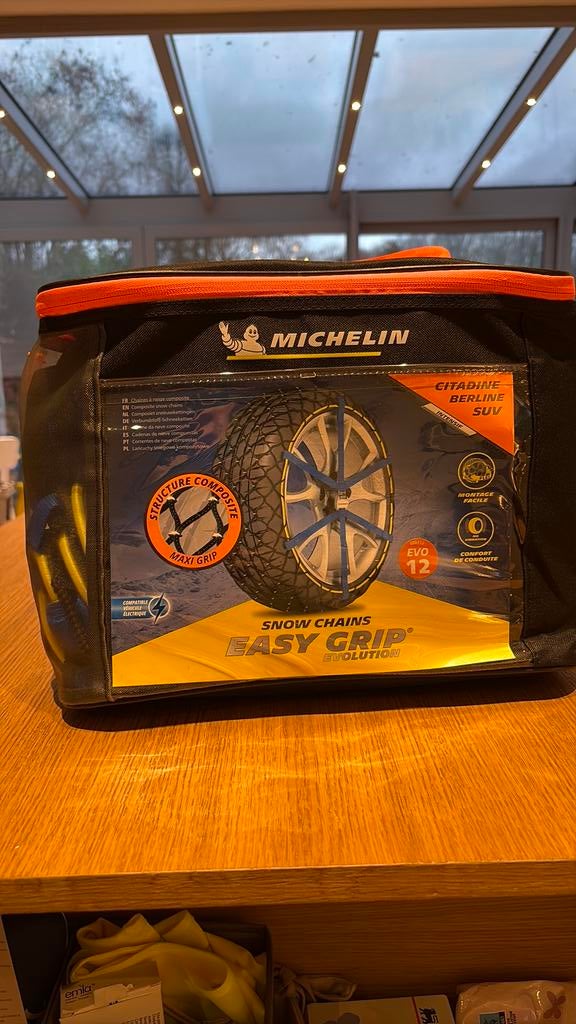 Chaine a neige composite MICHELIN, Autos : Pièces & Accessoires, Enlèvement ou Envoi, Pneus hiver, Pneu(s)