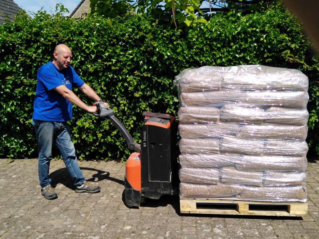 15 L koivoer met 40% proteïne., Dieren en Toebehoren, Vissen | Vijvervissen, Karper of Koi