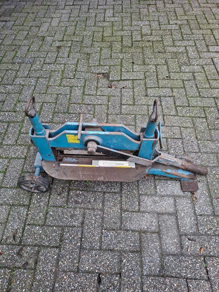 Klinkerknipper, Ophalen