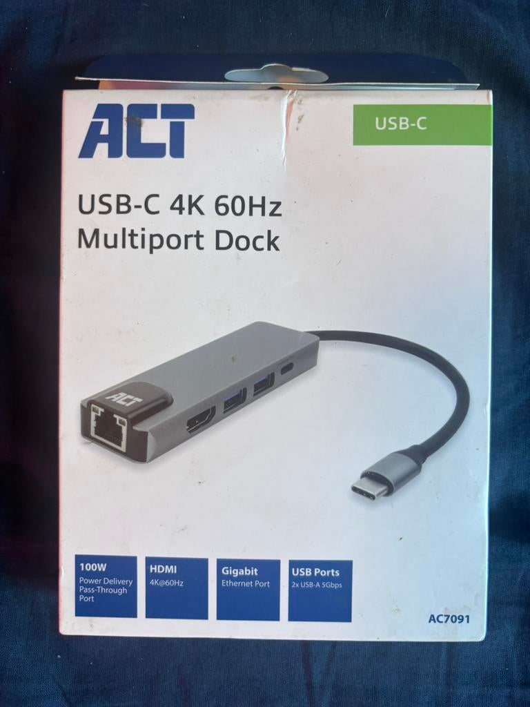 4k usb-c dockingstation, Computers en Software, Ophalen, Docking station, Laptop, Zo goed als nieuw