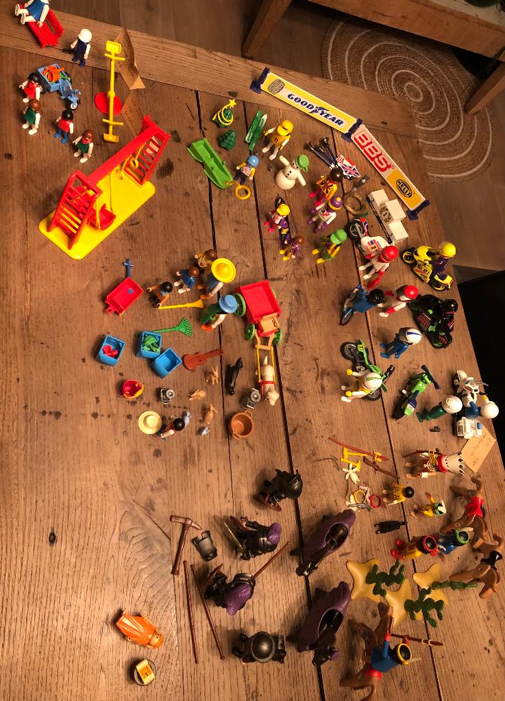 6 maal een set playmobil jaren 80 90, Enlèvement ou Envoi