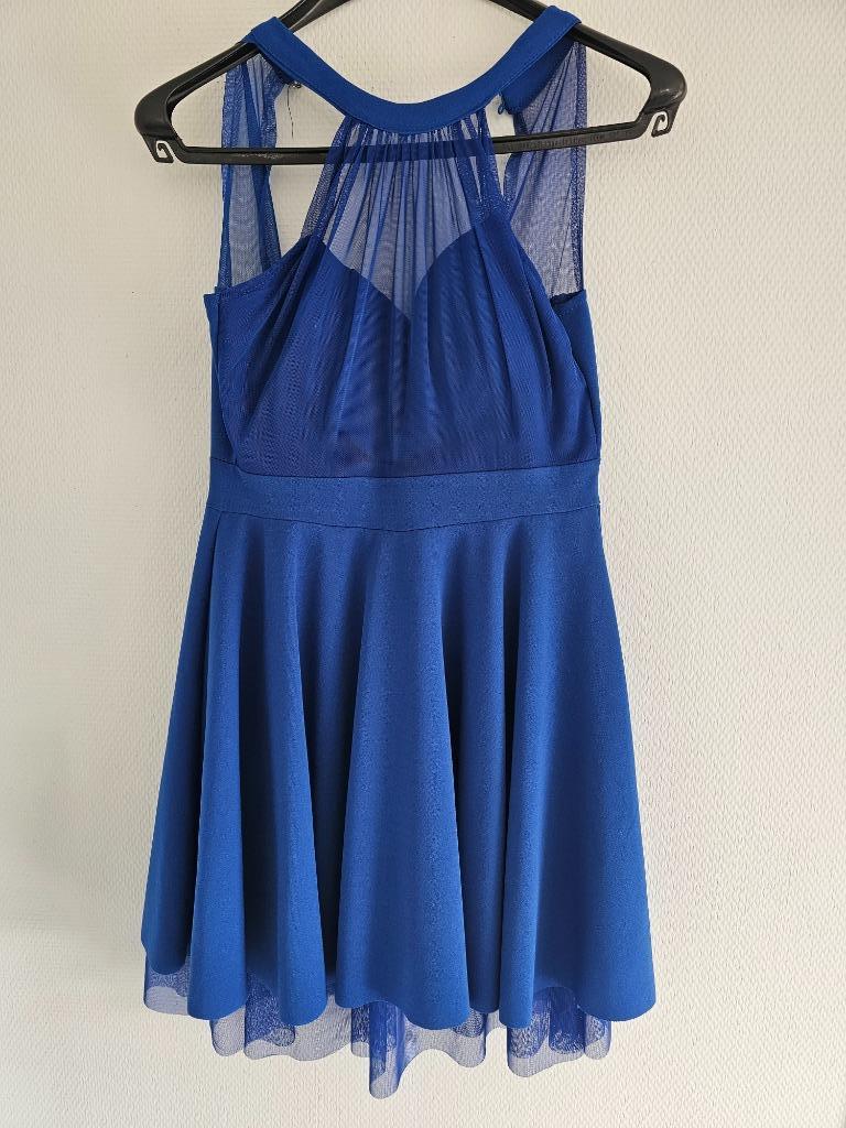 blauw kleedje voor feestjes, Vêtements | Femmes, Robes, Neuf, Enlèvement ou Envoi, Au-dessus du genou, Taille 36 (S)
