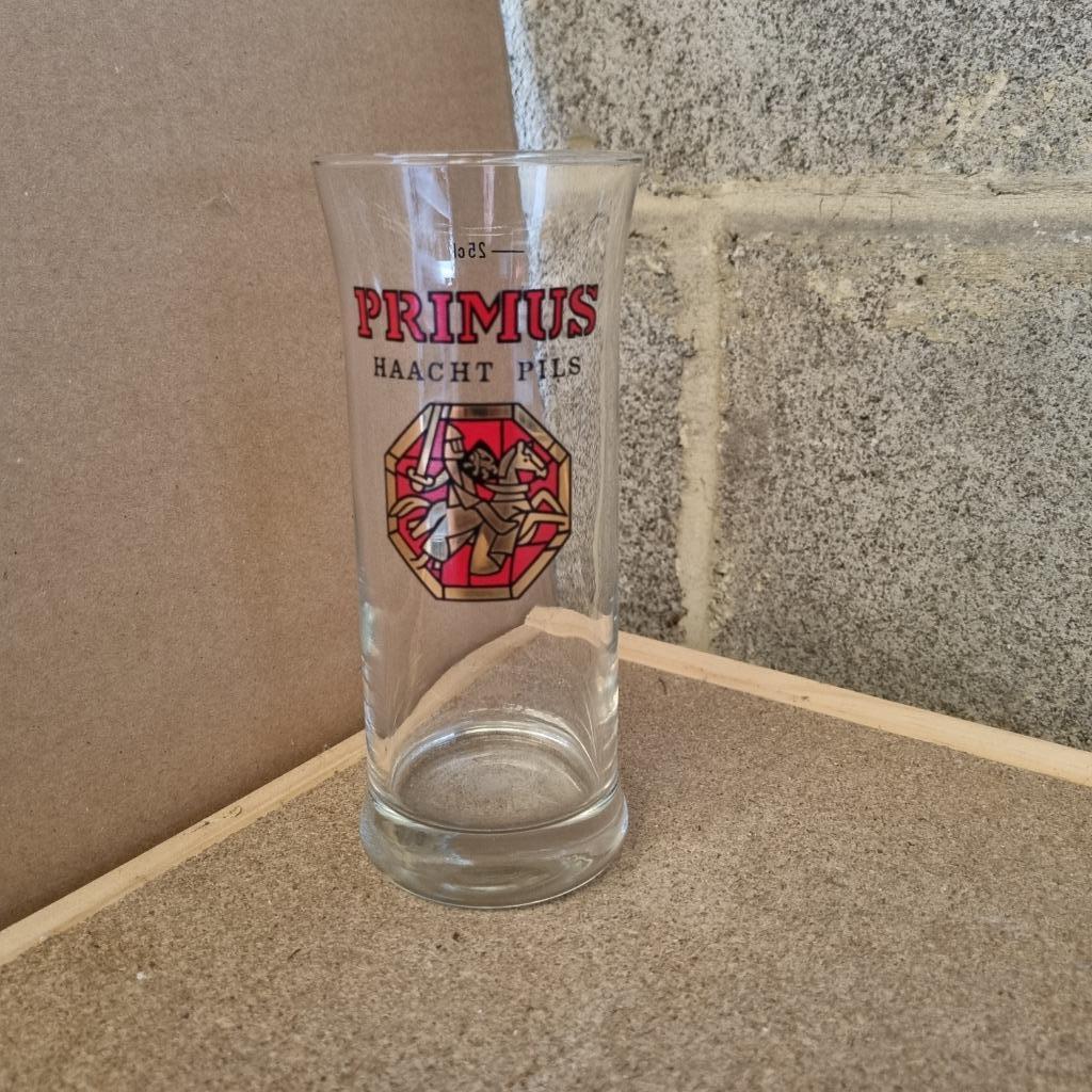 Verre Primus Haacht Pils (modèle 1), Collections, Enlèvement ou Envoi, Utilisé, Verre ou Verres, Autres marques
