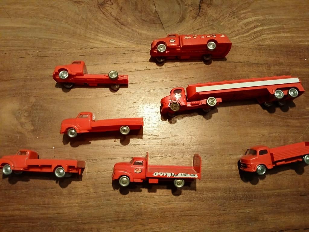 Lego set 7 vrachtwagens mercedes en bedford esso, Ophalen of Verzenden, Zo goed als nieuw, Overige typen, Overige merken