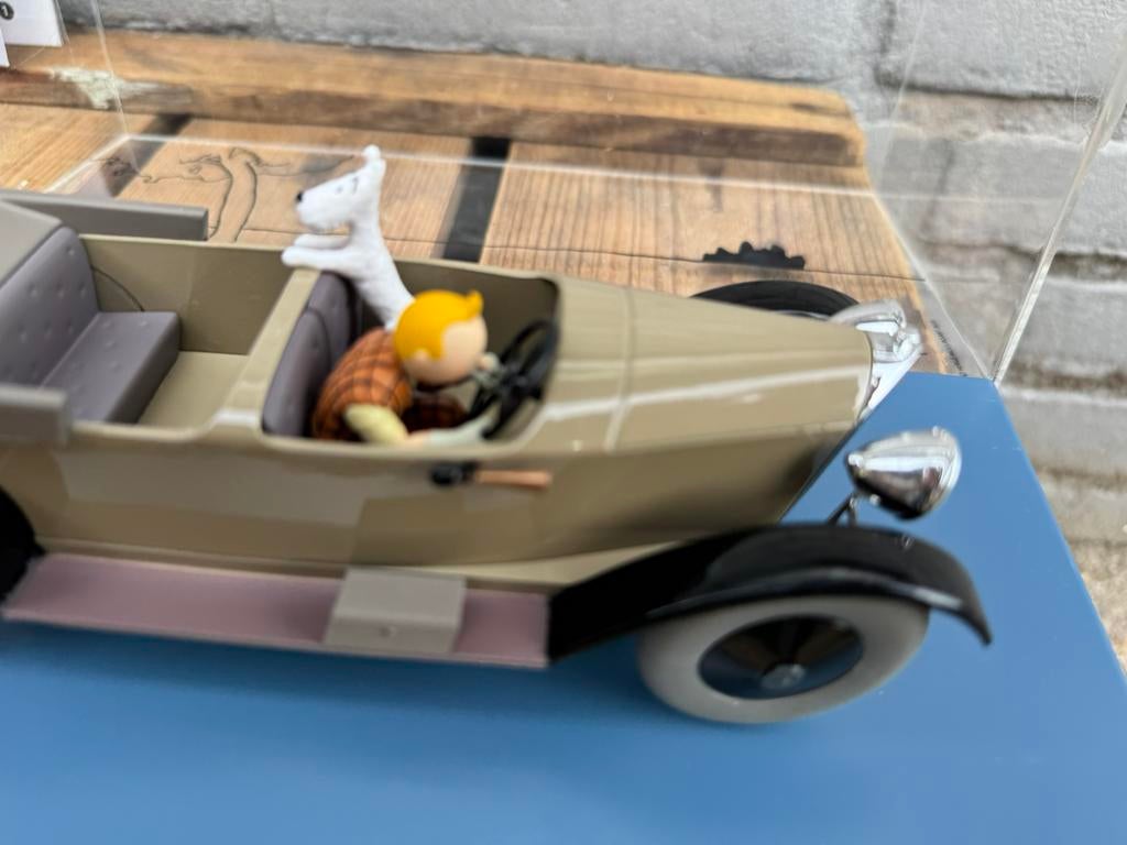 Kuifje TinTin Mercedes, Verzamelen, Ophalen of Verzenden, Kuifje, Zo goed als nieuw, Beeldje of Figuurtje