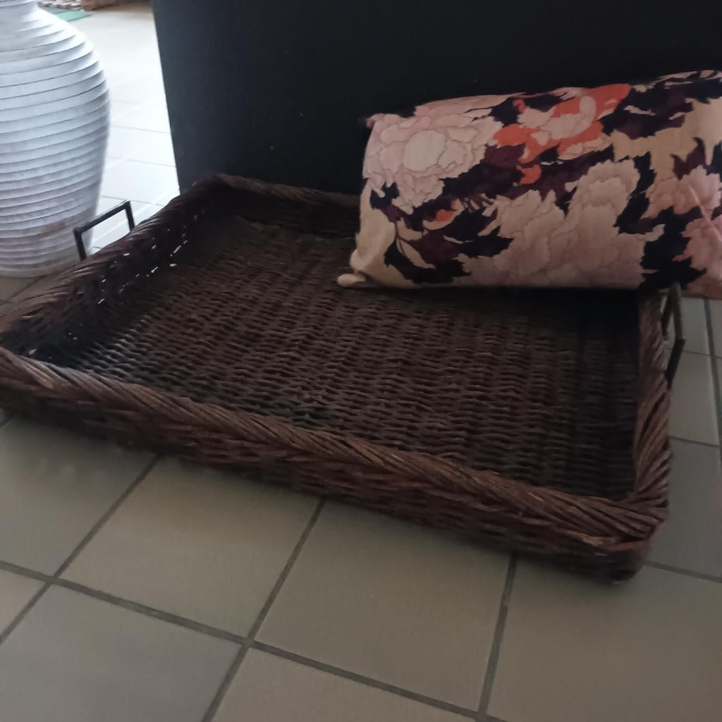 Decoratieve Rieten mand 62 x 79 x 9 cm, Ophalen, Mand, Zo goed als nieuw, Rechthoekig