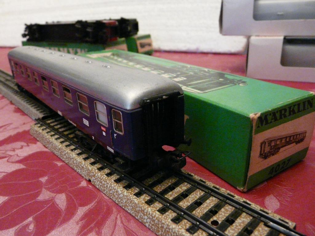 Voiture de tourisme Märklin HO 4027 de DB, Hobby & Loisirs créatifs, Trains miniatures | HO, Utilisé, Wagon, Märklin, Enlèvement