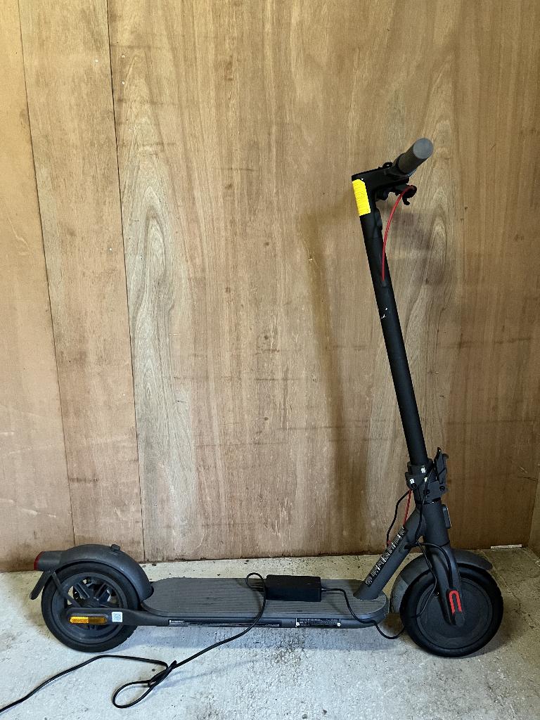 Elektrische step Xiaomi 4, Fietsen en Brommers, Ophalen, Zo goed als nieuw, Elektrische step (E-scooter), Xiaomi