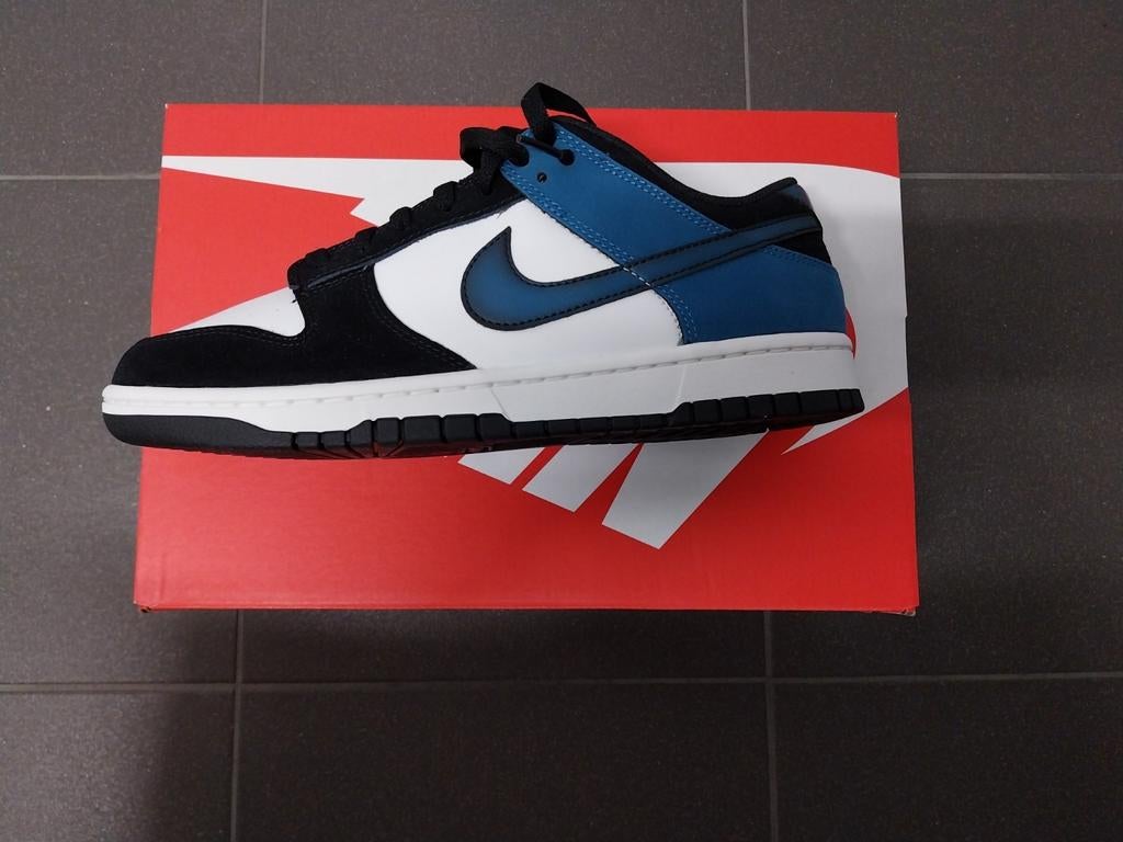 Nike sneakers, Ophalen, Zo goed als nieuw, Sneakers