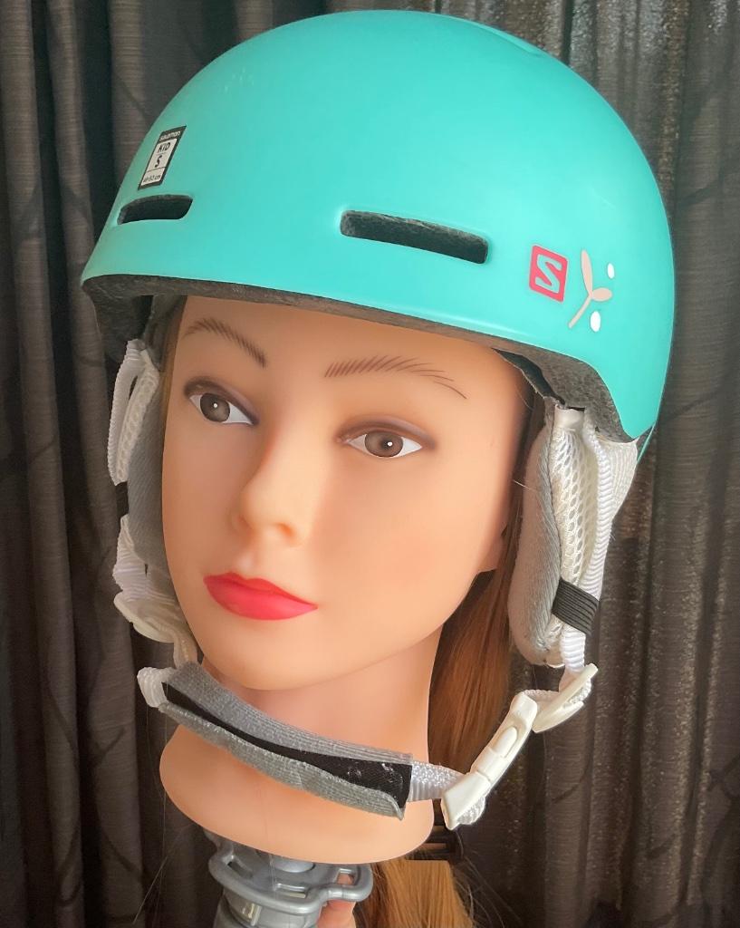 Skihelm salomon maat kid S, Sport en Fitness, Skiën en Langlaufen, Ophalen, Salomon, Zo goed als nieuw, Kleding