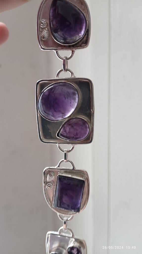 Bracelet en argent avec améthystes naturelles, Neuf, Enlèvement ou Envoi, Avec pierre précieuse, Argent