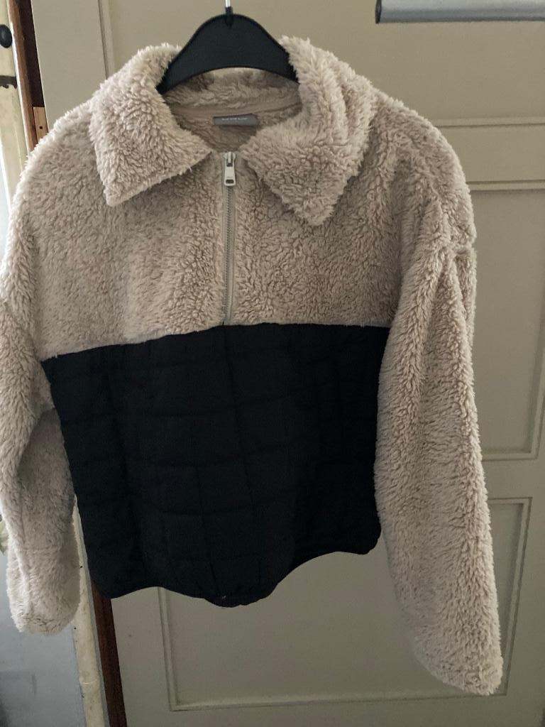 Warme zachte teddy trui mtM ‘ONLY’prima staat, Only, Beige, Gedragen, Ophalen