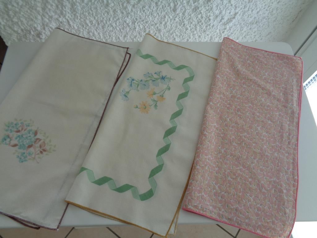 Serviette de table X 3 pièces, Verzenden, Gebruikt, Rond