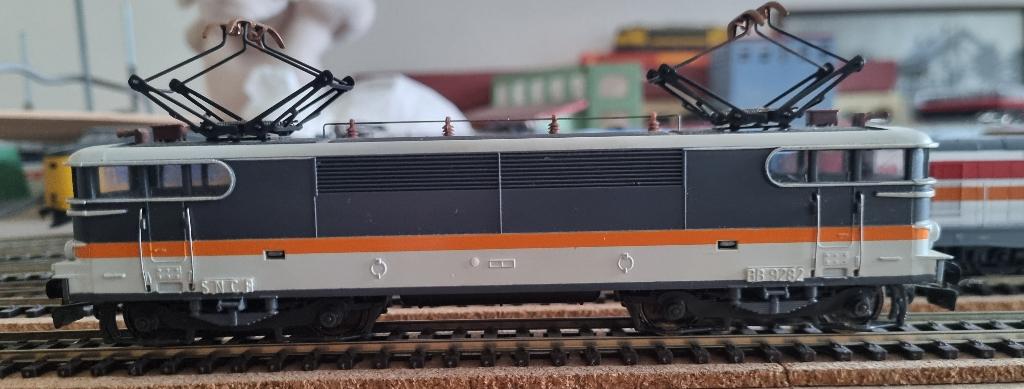 Jouef BB9200 eloc Corail., Jouef, Ophalen of Verzenden, Zo goed als nieuw, Analoog