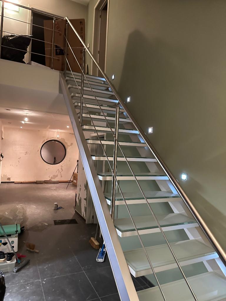 Inox trapleuning, Doe-het-zelf en Bouw, Ophalen, Zo goed als nieuw, Trap, 4 meter of meer