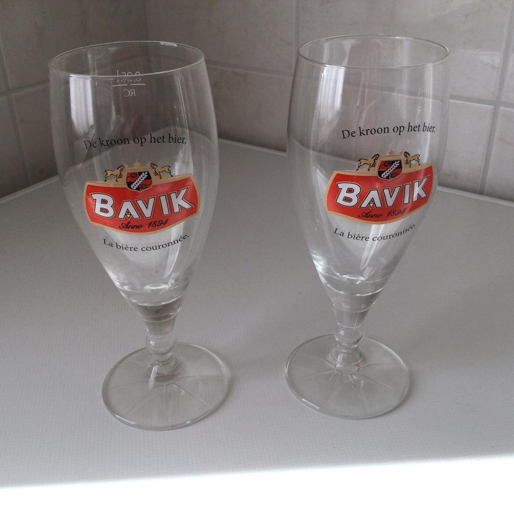 2 Glazen van Bavik op voet, Verzamelen, Ophalen of Verzenden