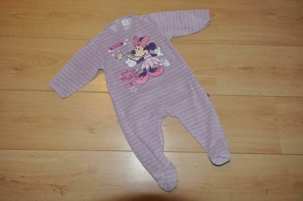 Disney pijama Minnie velours lilas t.12 mois tb état, Enfants & Bébés, Disney, Enlèvement ou Envoi, Comme neuf, Vêtements de nuit ou Sous-vêtements