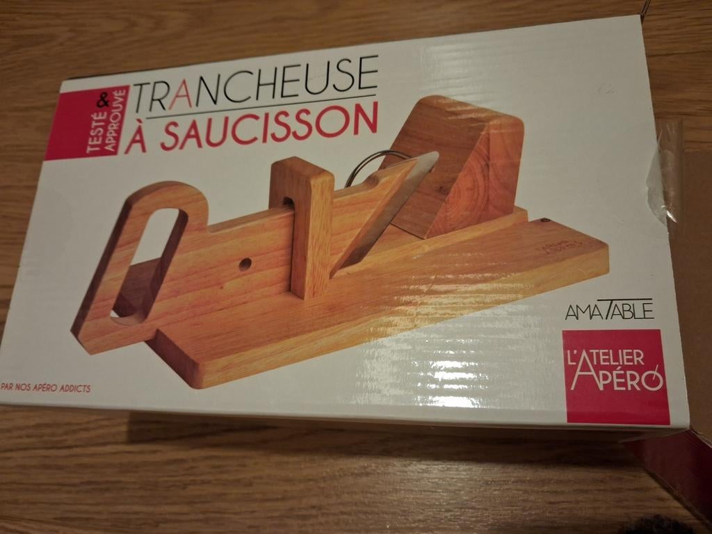 Trancheuse à  saucisson, Maison & Meubles, Cuisine | Ustensiles de cuisine, Neuf, Enlèvement ou Envoi