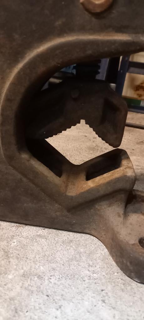 Etau serre tube, Bricolage & Construction, Enlèvement