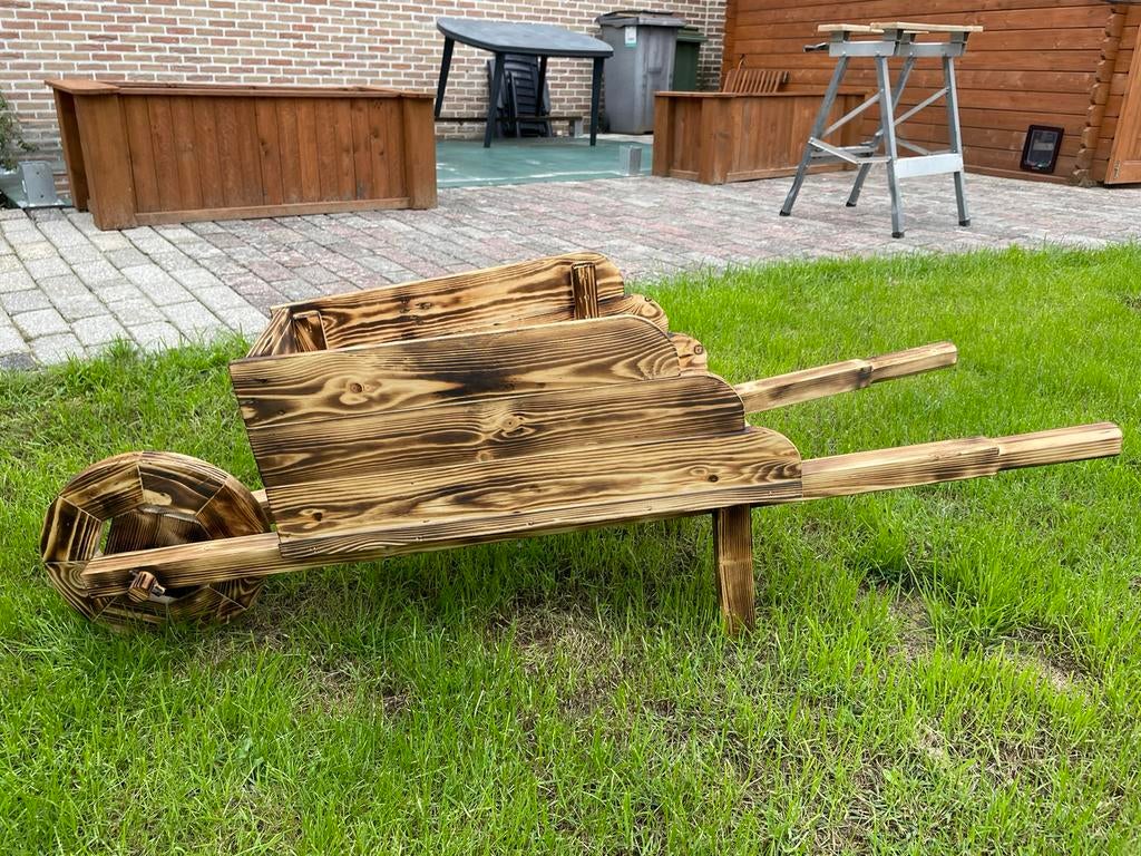 Houten kruiwagens, Ophalen, Hout