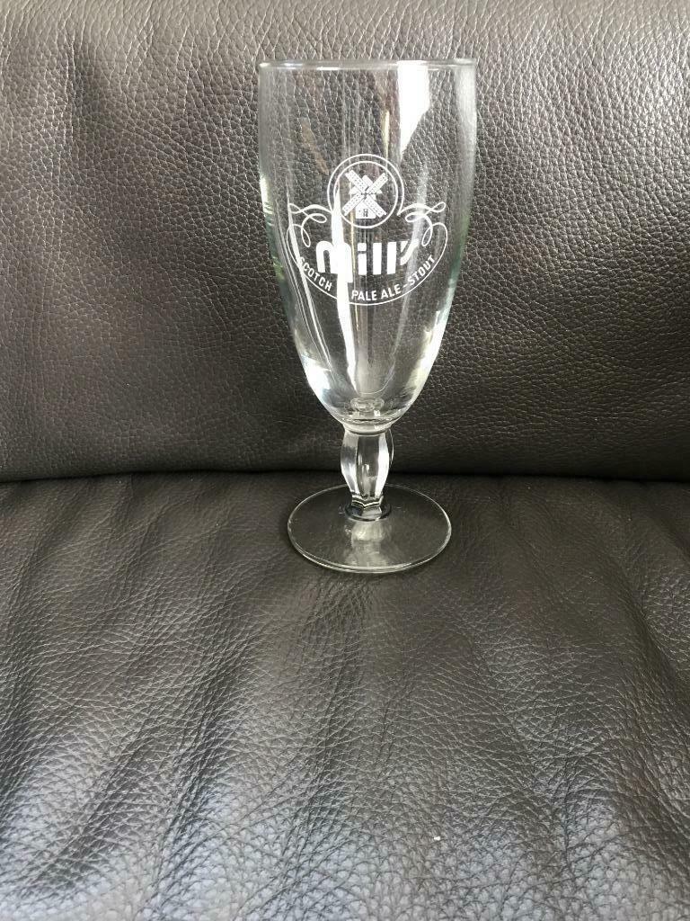 Mill's Scotch & Pale Ale -Stout (brouwerij Haacht ) bierglas, Ophalen of Verzenden, Zo goed als nieuw, Glas of Glazen, Overige merken