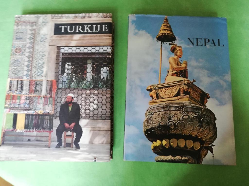 2 ARTIS PRENTENBOEKEN: TURKIJE EN NEPAL, Ophalen of Verzenden, Gelezen, Diverse auteurs