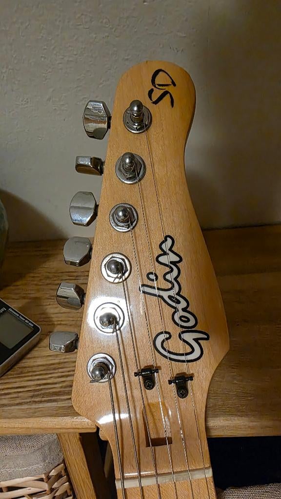 GITAAR GODIN met seymour duncan pickup, Enlèvement, Comme neuf, Autres marques
