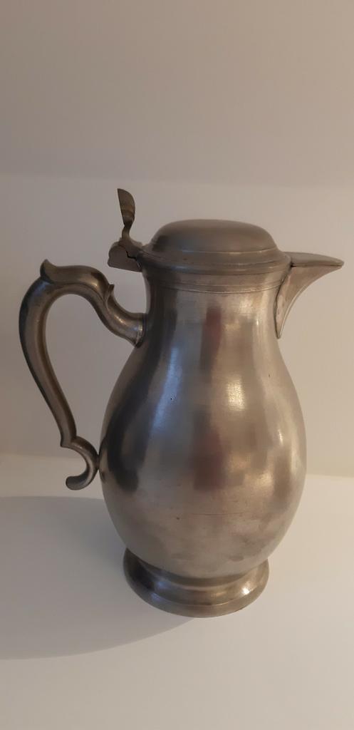 Cruche ancienne en étain avec 2 tampons H 31 cm, Enlèvement ou Envoi