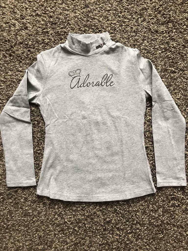 Longsleeve Gymp met stras maat 128, Kinderen en Baby's, Meisje, Ophalen of Verzenden, Zo goed als nieuw, Shirt of Longsleeve