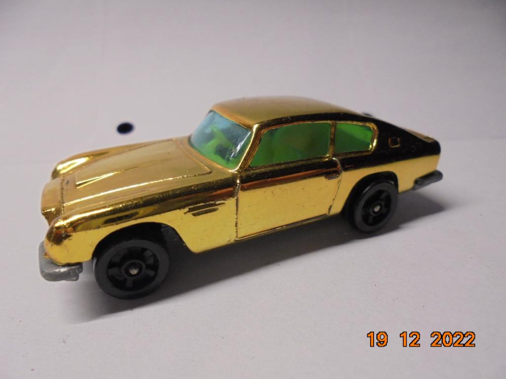 ASTON MARTIN DB6 CORGI ROCKETS, Enlèvement ou Envoi, Utilisé, Voiture