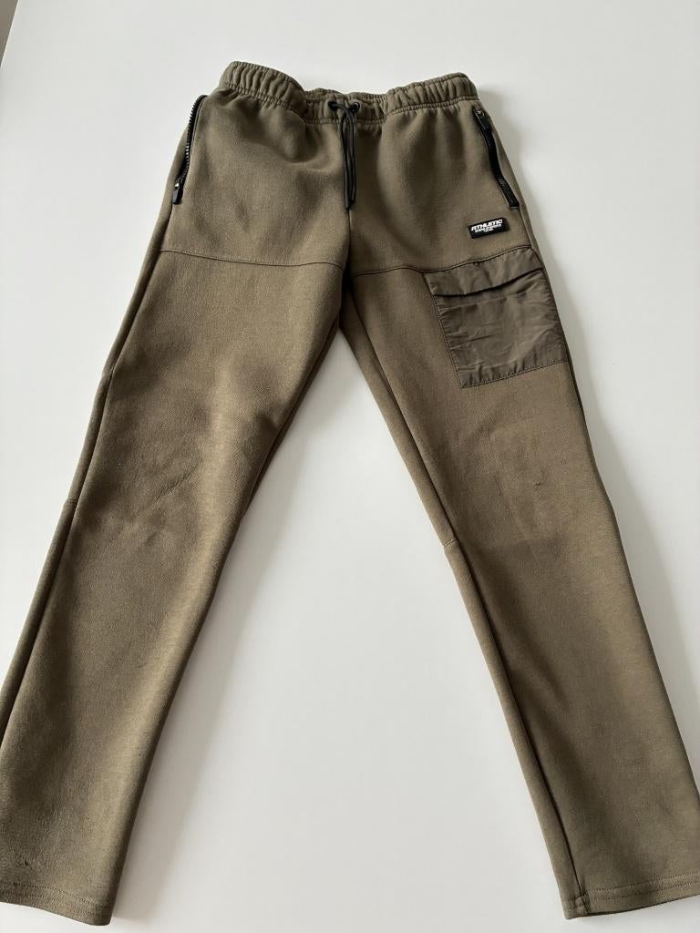 Kaki jogging maat 152 scouts, Sport- of Zwemkleding, Ophalen of Verzenden, Zo goed als nieuw, Primark