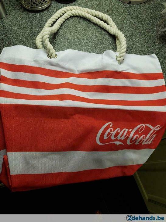 strandtas coca cola NIEUW, Handtassen en Accessoires, Tassen | Damestassen, Ophalen of Verzenden, Nieuw, Overige kleuren