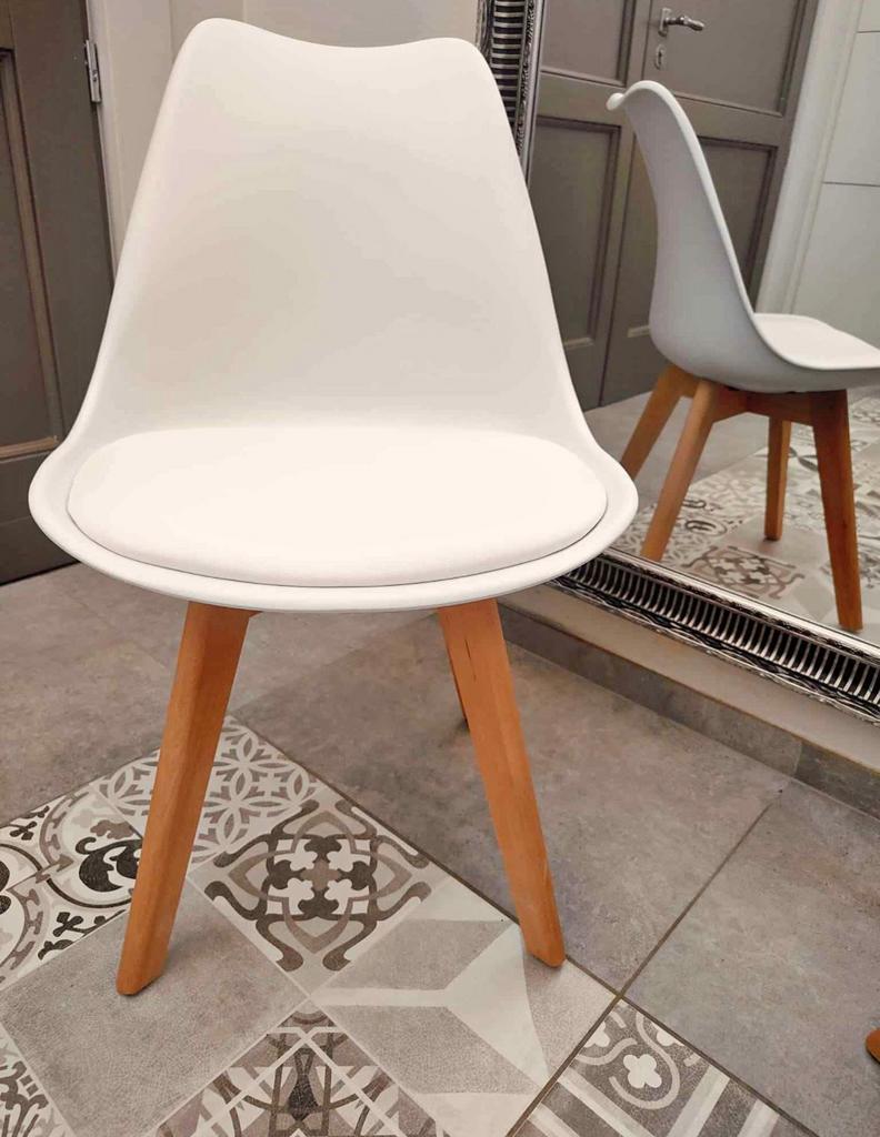 chaise neuve blanc noir gris plusieurs en stock, Antiquités & Art, Enlèvement