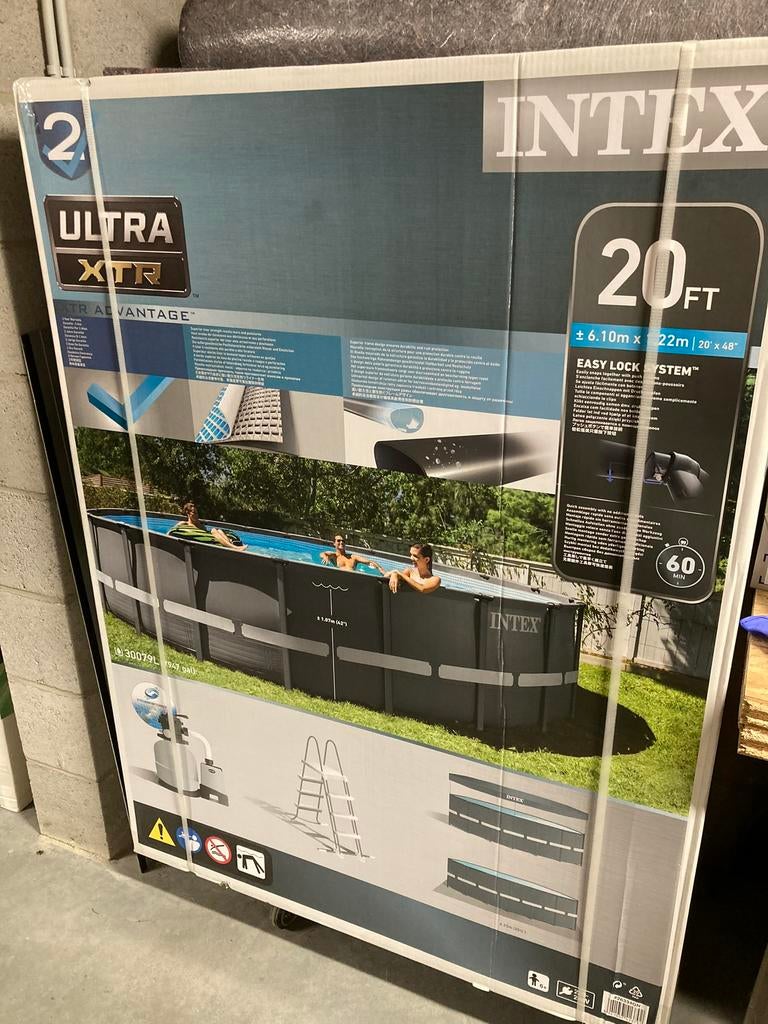 Piscine Intex Ultra XTR 610 cm x 122 cm NEUVE !, Tuin en Terras, Ophalen, Nieuw