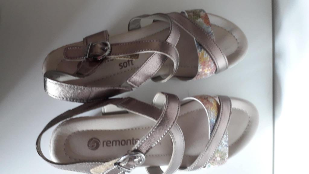 Sandalen, maat 38, Enlèvement ou Envoi, Autres couleurs, Remonte, Porté
