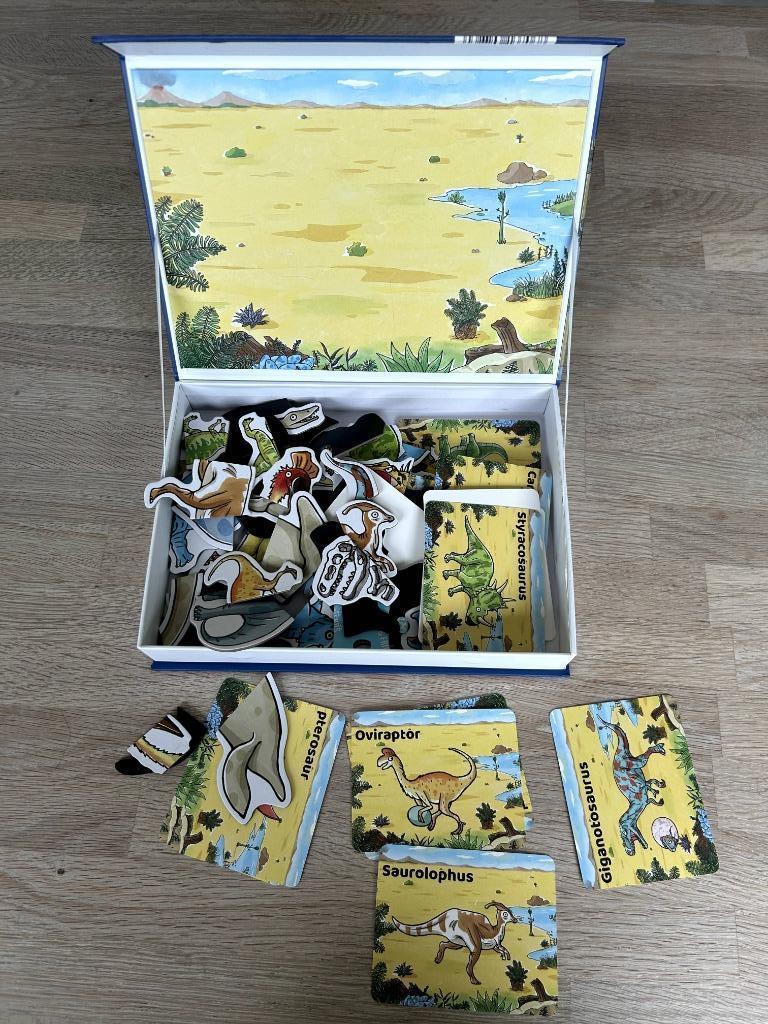 Magnetische dinosaurus puzzel met kaartjes, Enlèvement, Plus de 50 pièces, Comme neuf, 4 à 6 ans