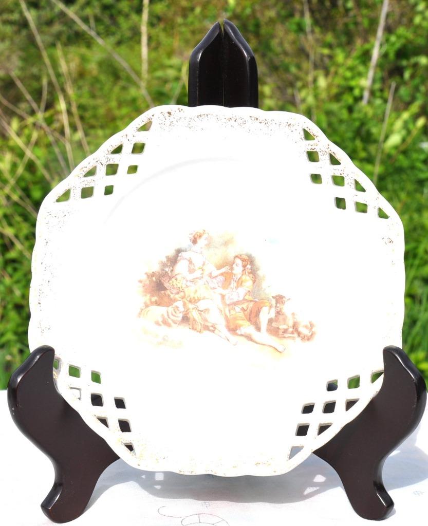 assiette porcelaine ajourée  decor bergere et son galant, Enlèvement ou Envoi