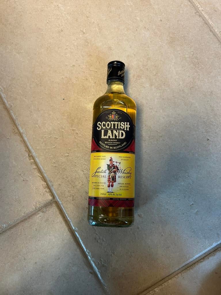 Scottish land, Enlèvement, Neuf