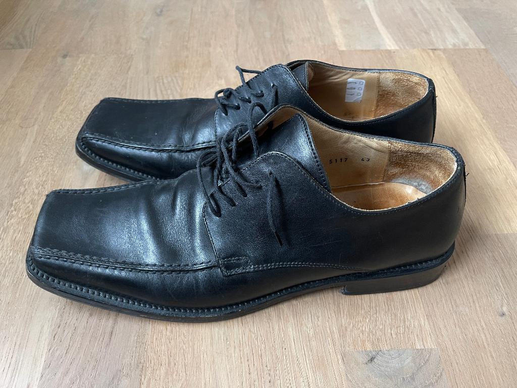 Zwart leren herenschoenen Olivier Strelli maar 43, Olivier strelli, Zwart, Ophalen of Verzenden, Gedragen