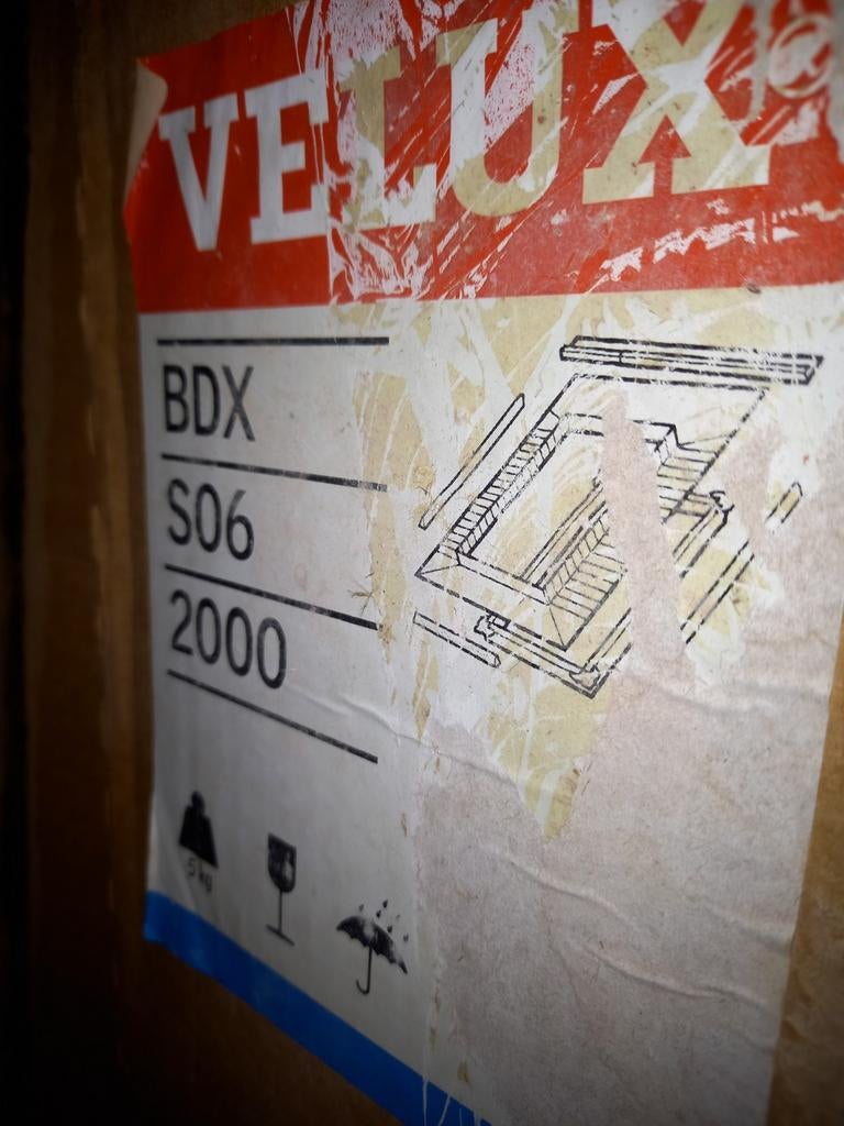 Bdx plus bfx pour velux sk06 s06 cadre isolant neuf, Ophalen, Zo goed als nieuw