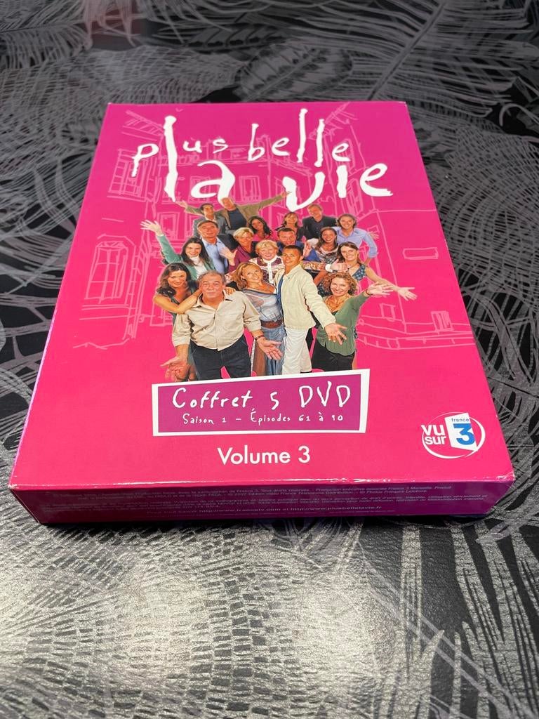 Dvd volume 3 plus belle la vie coffret 5 DVD, Tous les âges, Comme neuf, Autres genres, Coffret