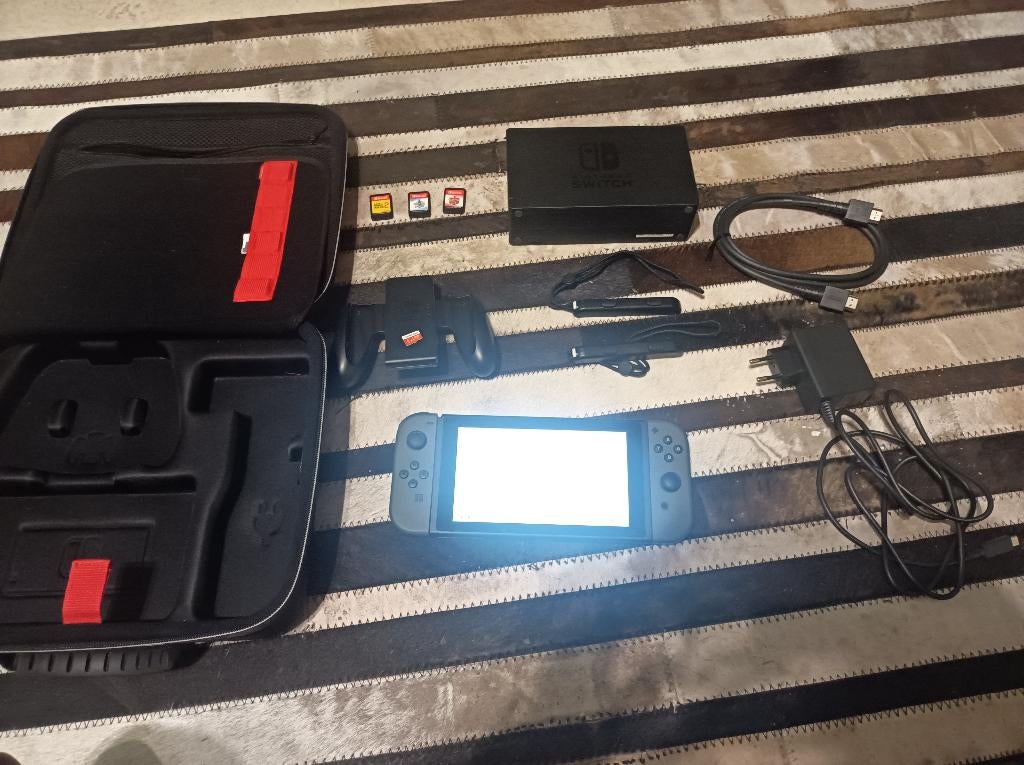 nintendo switch, Games en Spelcomputers, Zo goed als nieuw, Met harde schijf, Met 1 controller, Ophalen