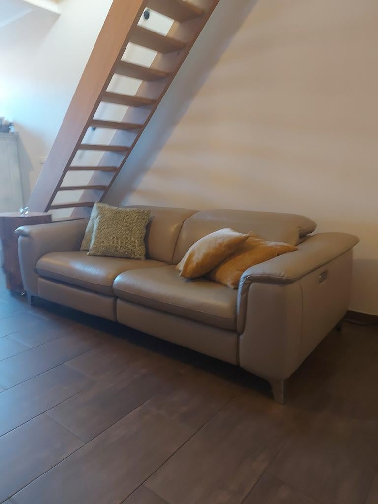 2 en 2,5 zit leder van T&T Design, Ophalen