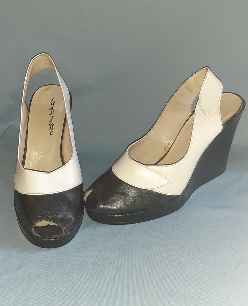 Chaussure ouverte bicolore compenser vintage 37, Vêtements | Femmes, Enlèvement ou Envoi, Comme neuf, Bleu