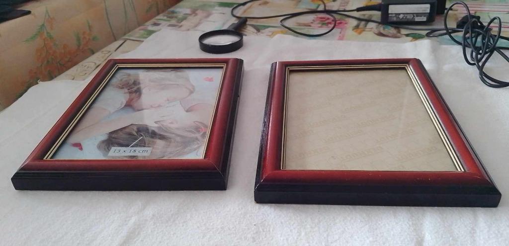 fotolijsten 13 x 18 cm donker bruin gouden bies, Ophalen of Verzenden, Zo goed als nieuw