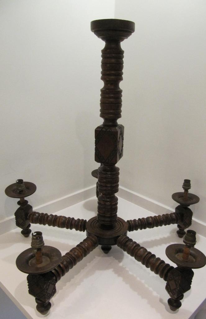 Lustre à 5 branches en bois avec abat-jours rouges 1950s, Ophalen, Gebruikt, Hout