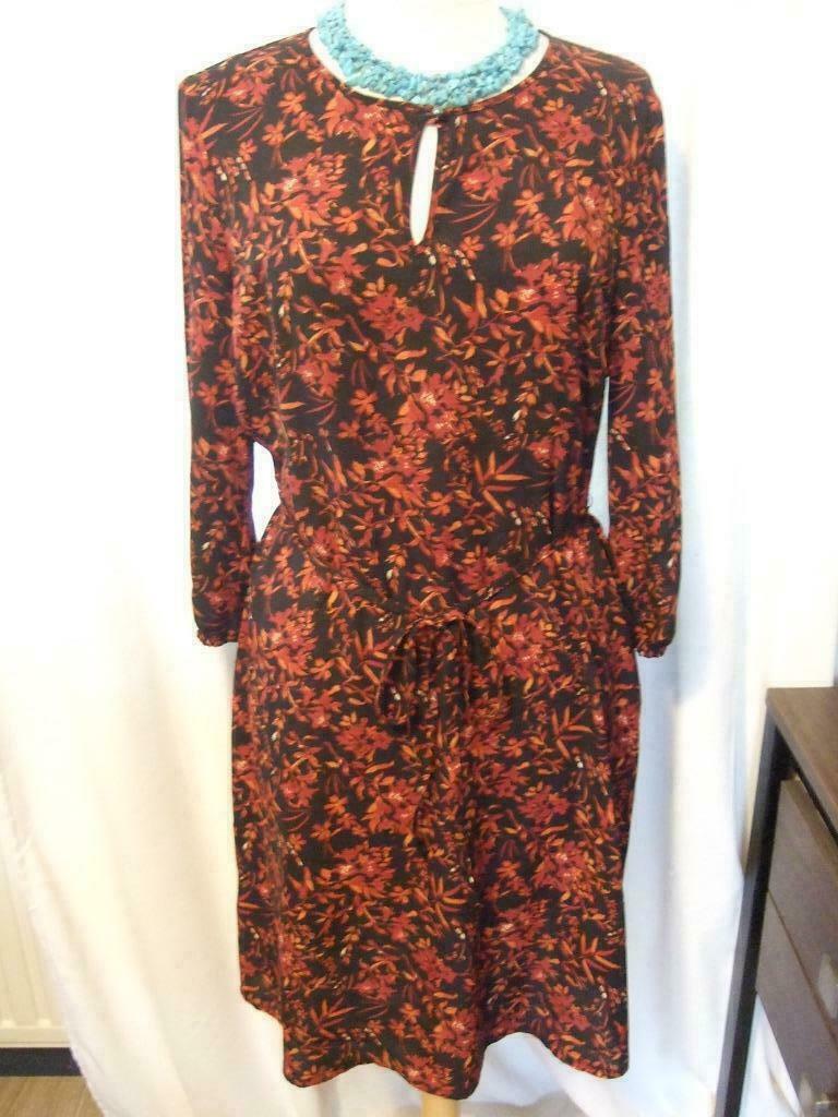 robe noir à fleurs rouge c&a taille 42 avec ceinture, C&A, Taille 42/44 (L), Rouge, Longueur genou