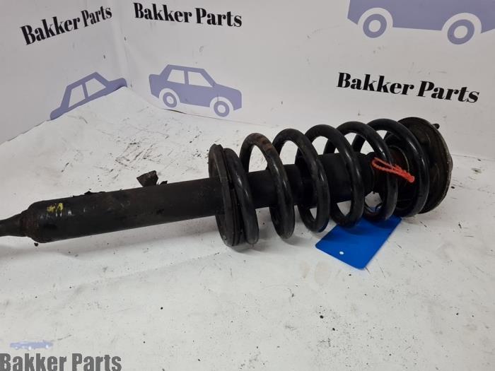 Barre amortisseur avant gauche d'un Skoda Superb, -, -, 3 mois de garantie, Utilisé